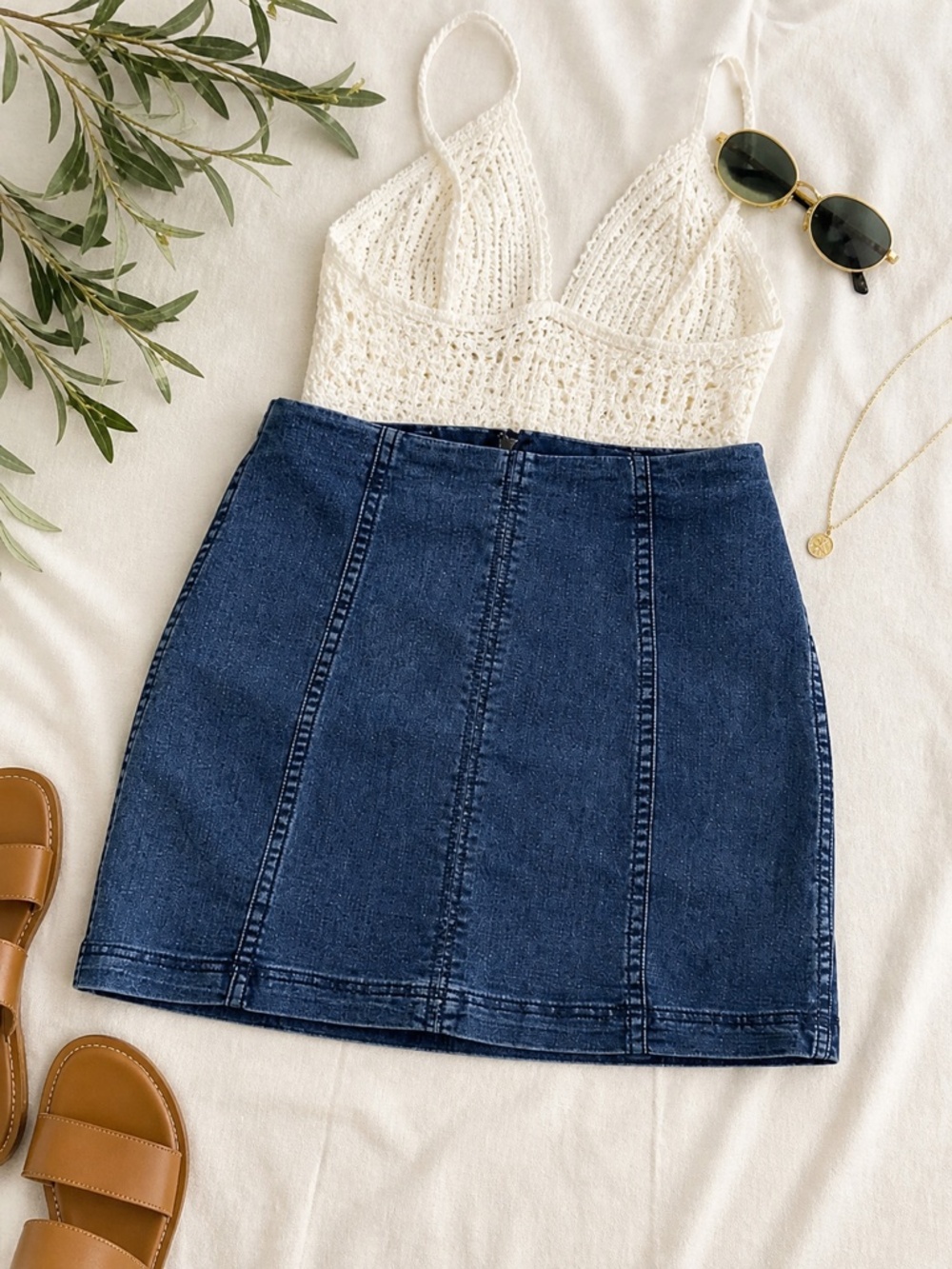 Free People We The Free Denim Mini Skirt Size 0 Blue Stretch Fitted